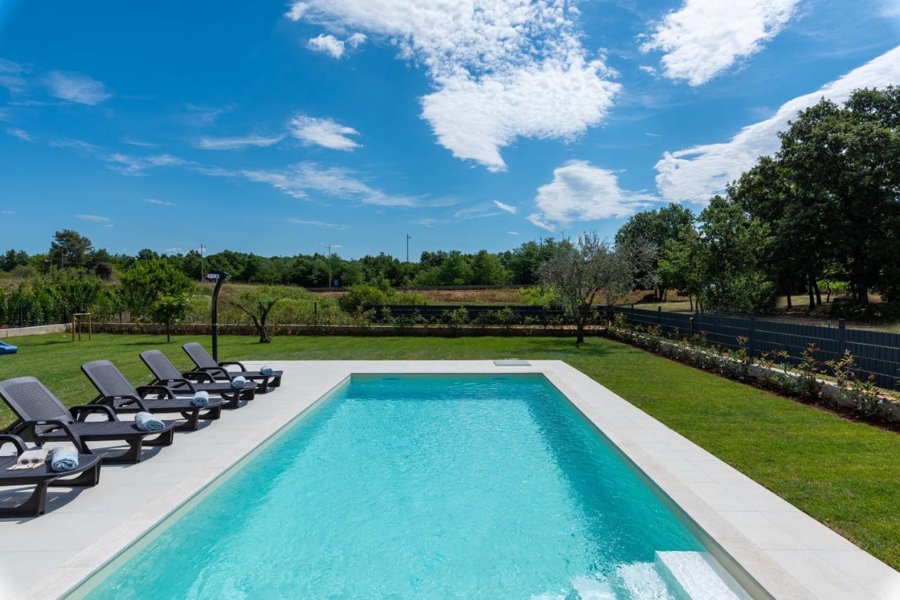 Villa Dafna Porec Exterior photo